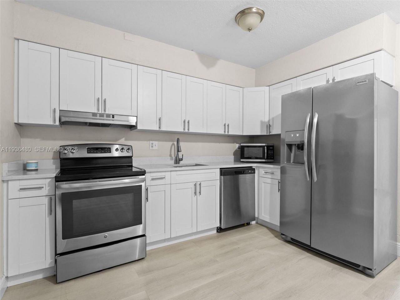 5880 NW 19th St, Unit A, Sunrise, FL 33313 Photo