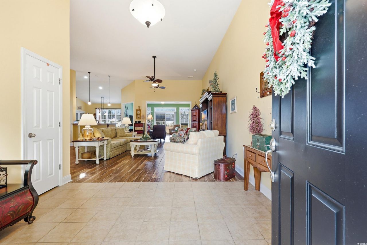 358 Trestle Way Photo 4