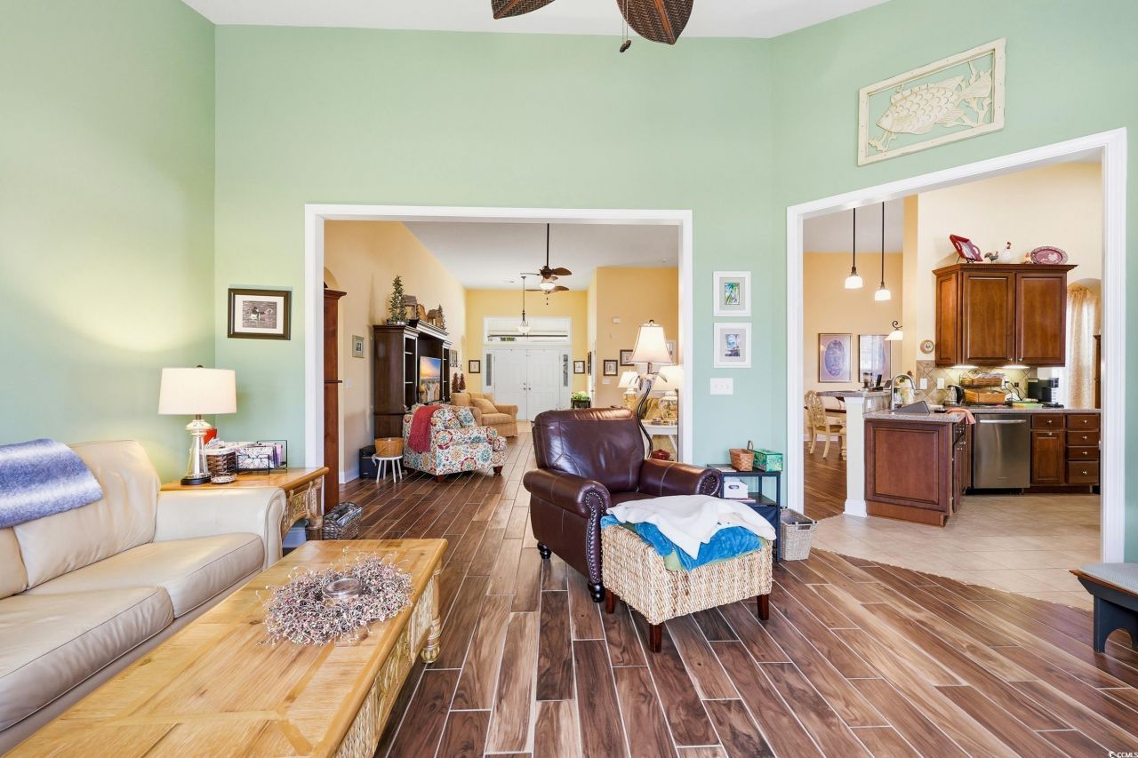 358 Trestle Way Photo 8