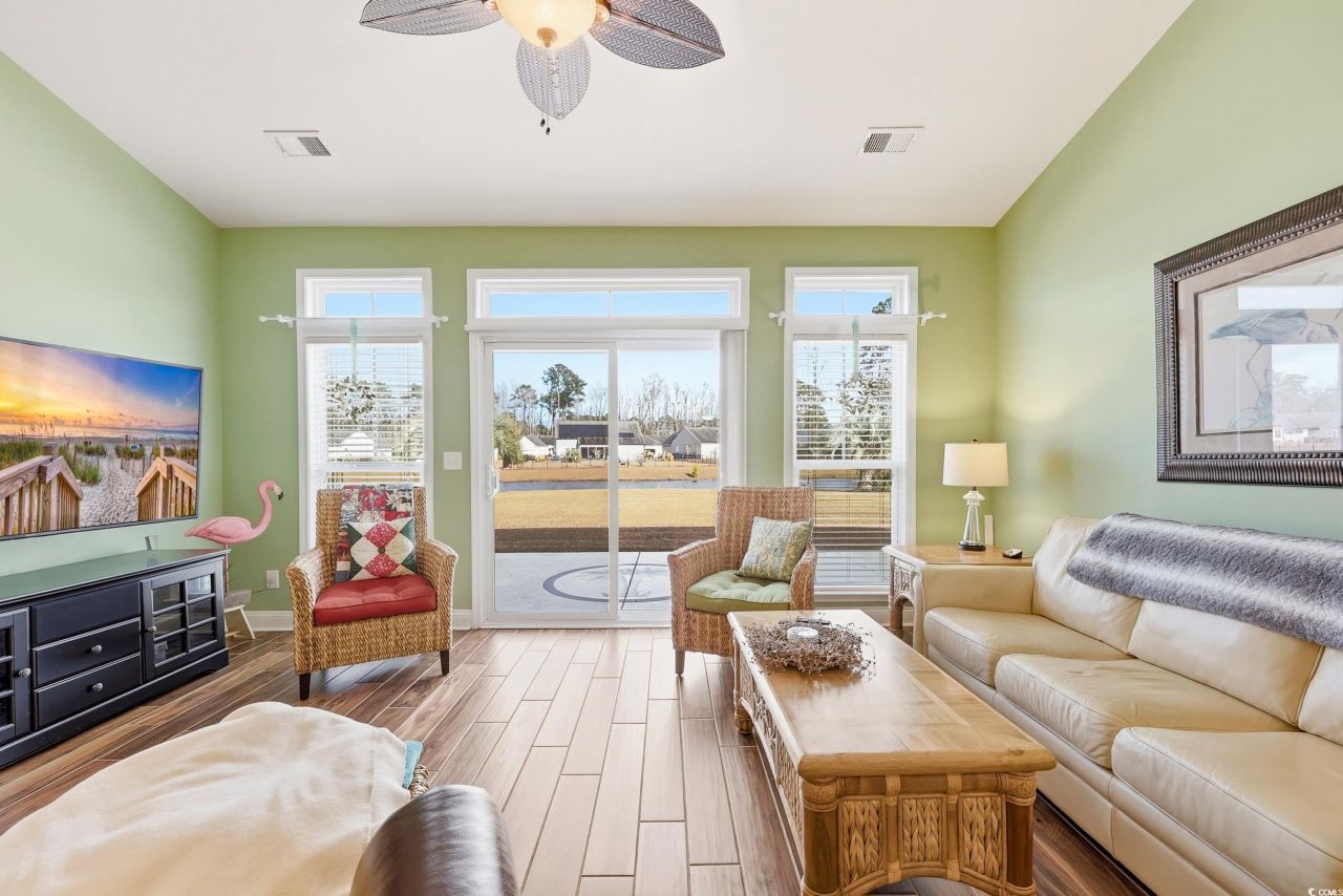 358 Trestle Way Photo 9