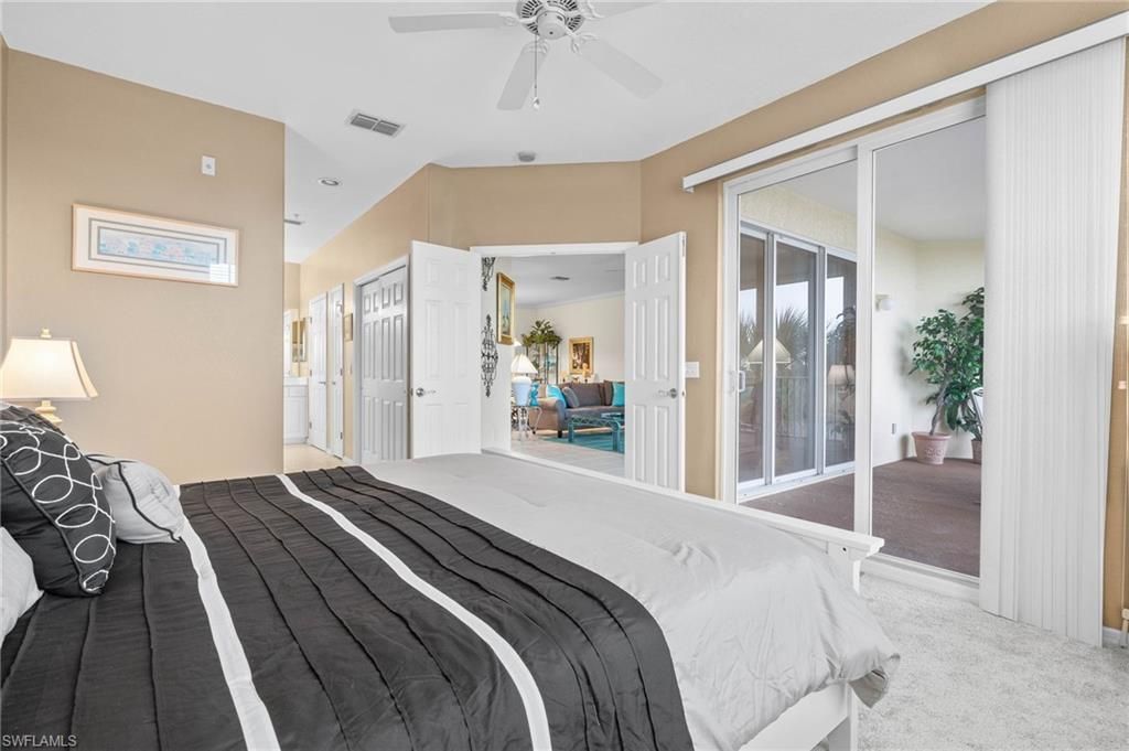 20061 Sanibel View Cir, Unit 203, Fort Myers, FL 33908 Photo