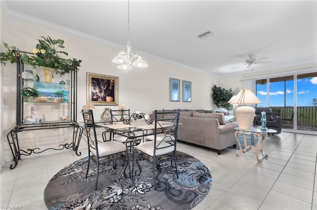 20061 Sanibel View Cir, Unit 203, Fort Myers, FL 33908 Photo