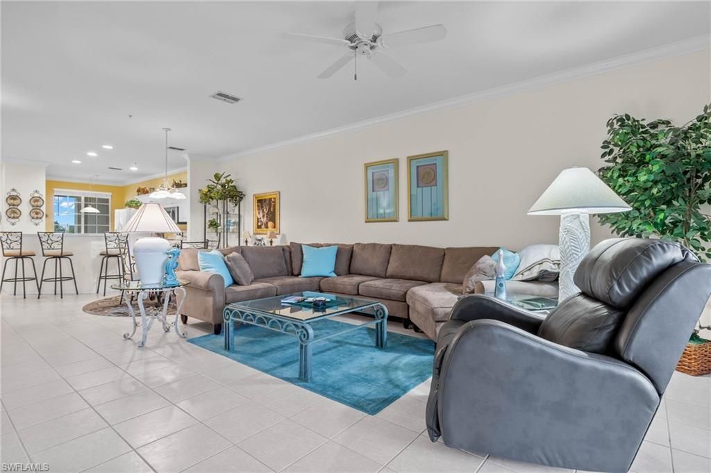 20061 Sanibel View Cir, Unit 203, Fort Myers, FL 33908 Photo