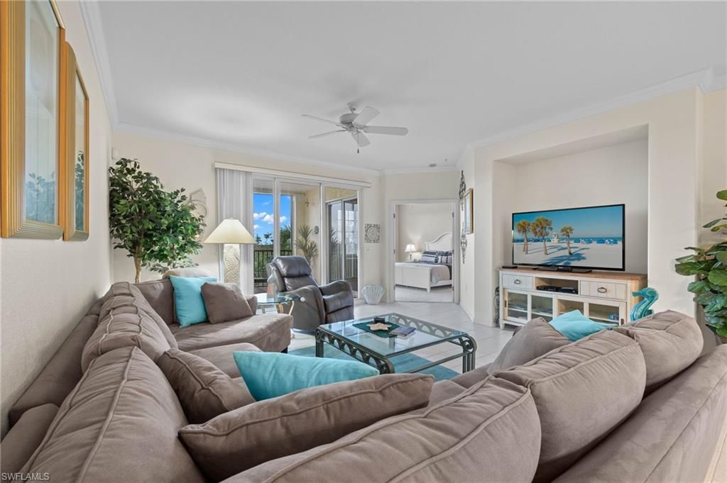 20061 Sanibel View Cir, Unit 203, Fort Myers, FL 33908 Photo