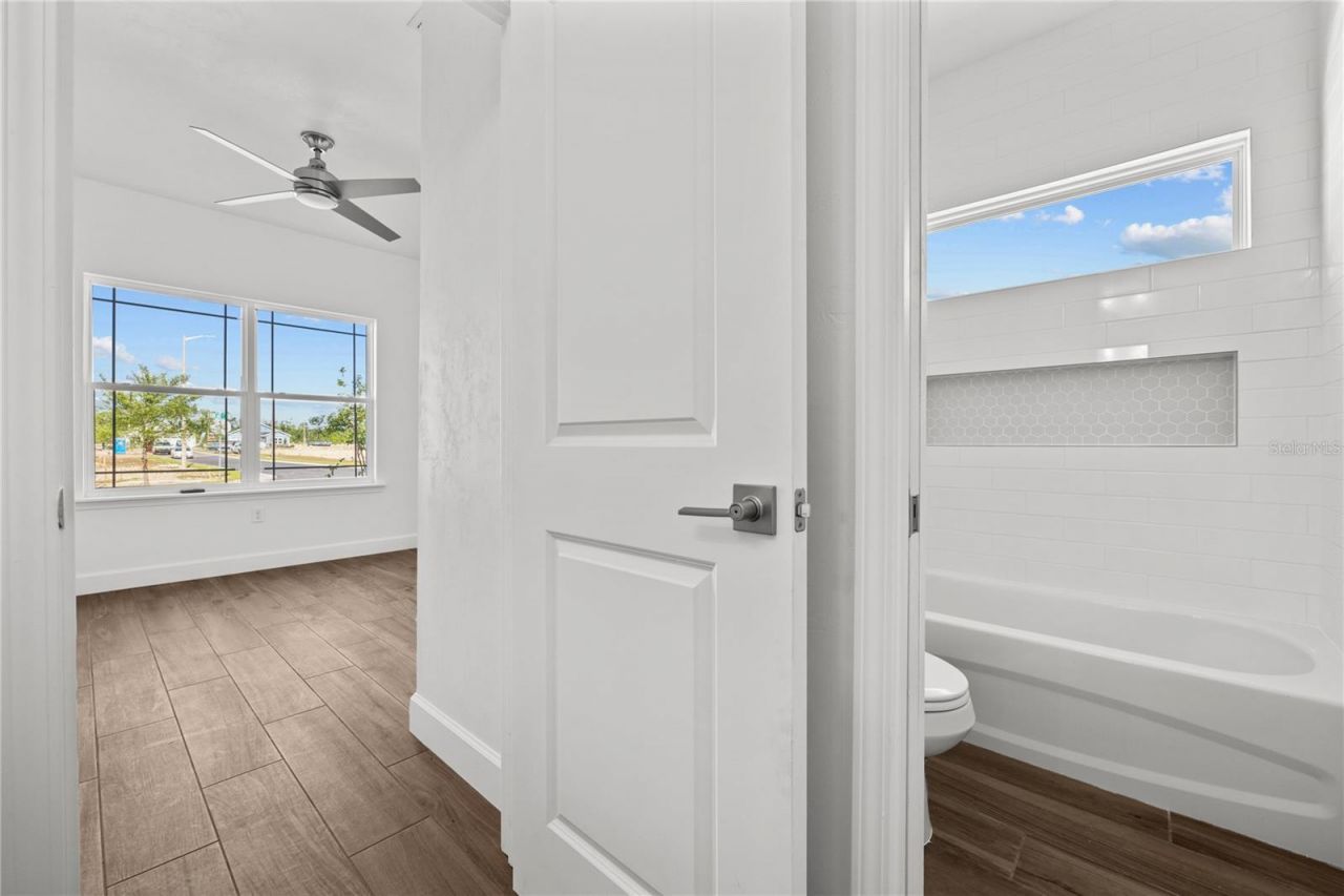 1086 SW 67th Way, Gainesville, FL 32607 Photo
