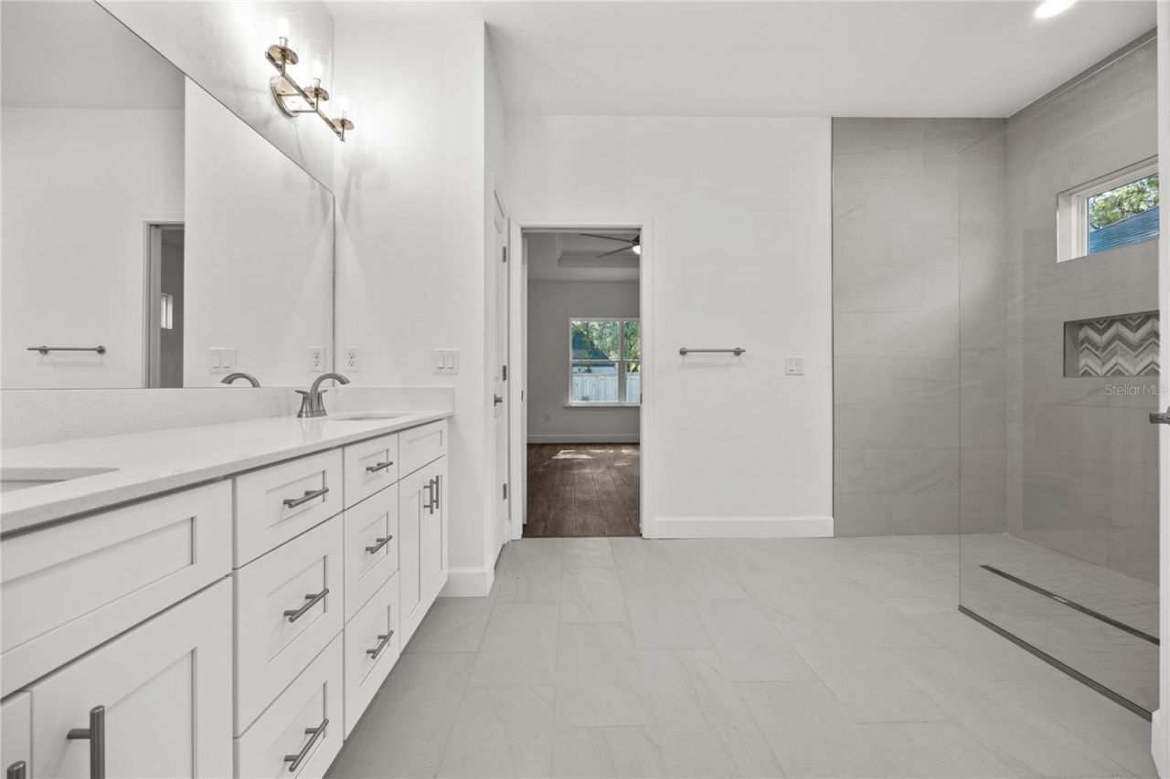 1086 SW 67th Way, Gainesville, FL 32607 Photo