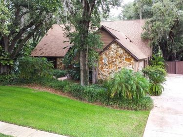 6410 E 112TH AVENUE, TEMPLE TERRACE, FL 33617