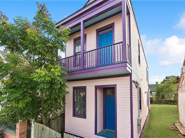 1928 DAUPHINE Street, New Orleans, LA 70116