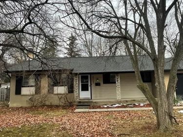 29822 Rock Creek Drive, Southfield, MI 48076