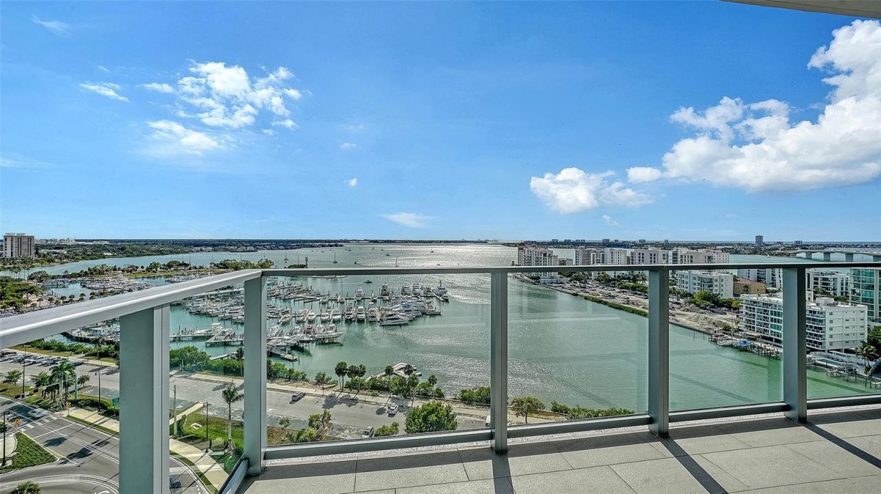 1155 N Gulfstream Avenue, Unit 1506, Sarasota, FL 34236 Photo