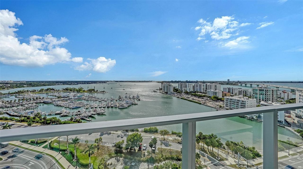 1155 N Gulfstream Avenue, Unit 1506, Sarasota, FL 34236 Photo