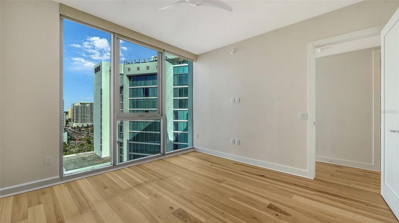 1155 N Gulfstream Avenue, Unit 1506, Sarasota, FL 34236 Photo