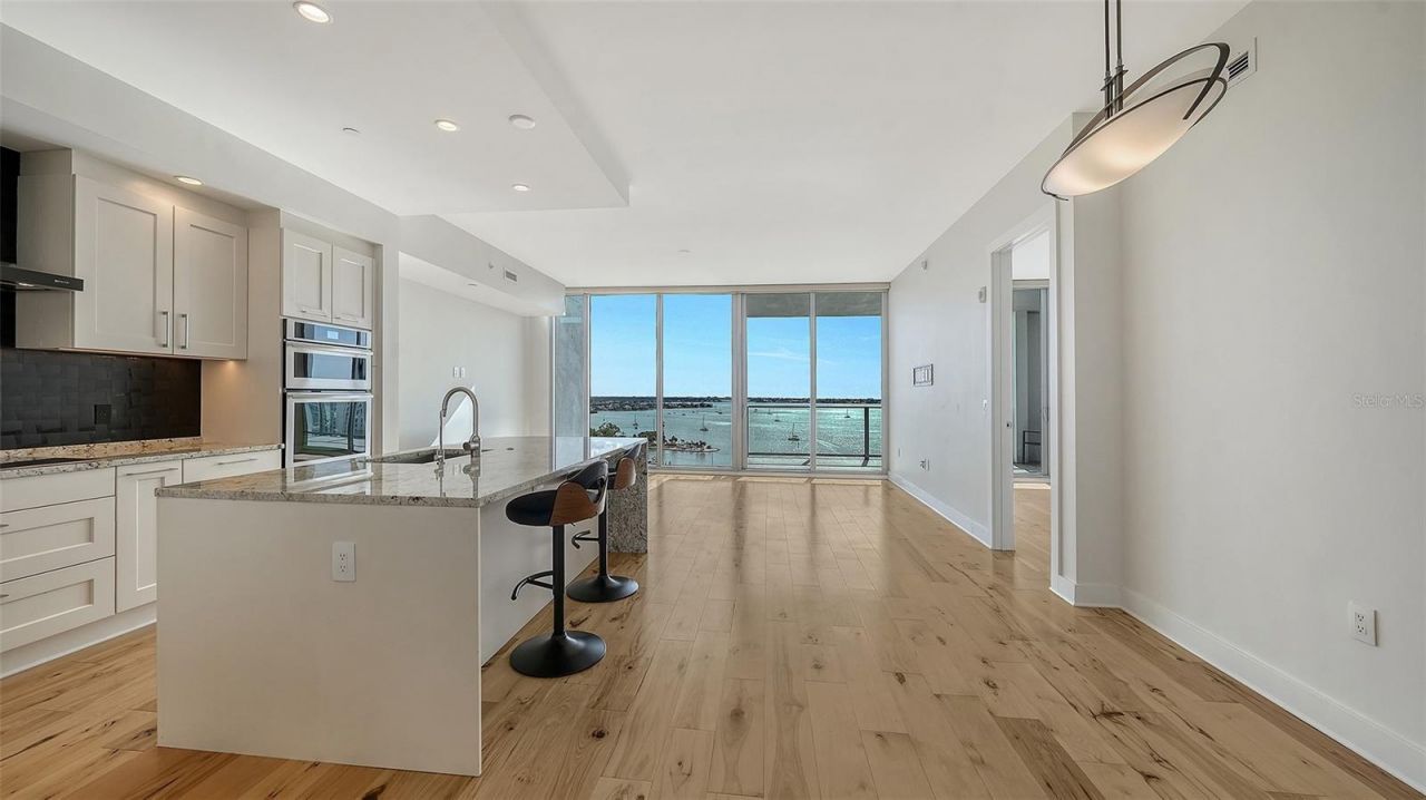 1155 N Gulfstream Avenue, Unit 1506, Sarasota, FL 34236 Photo