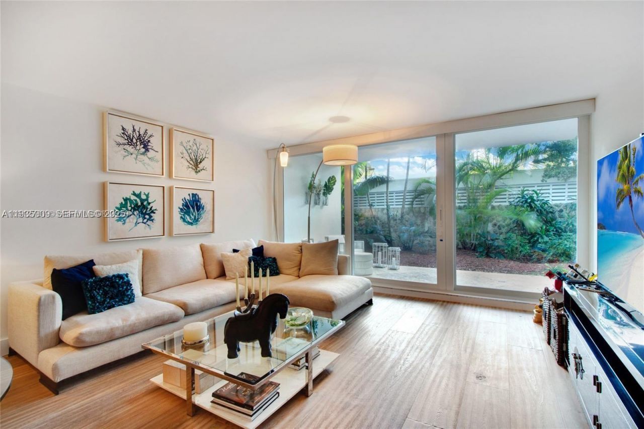 155 Ocean Lane Dr, Unit 104, Key Biscayne, FL 33149 Main Photo