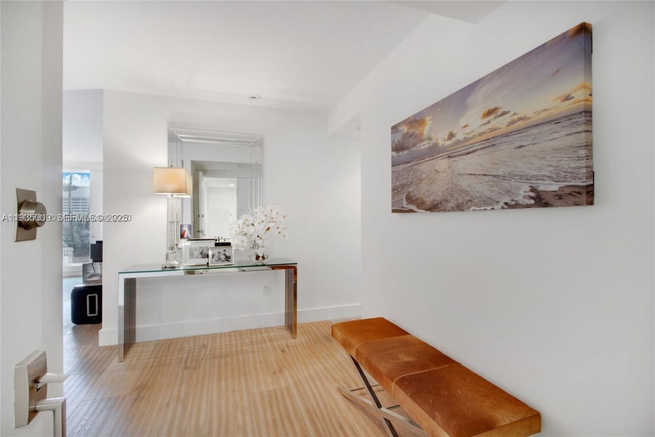 155 Ocean Lane Dr, Unit 104, Key Biscayne, FL 33149 Photo