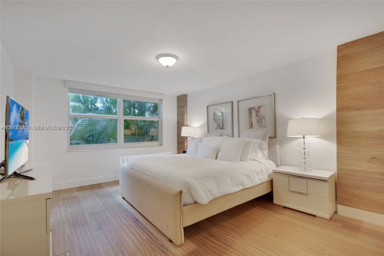 155 Ocean Lane Dr, Unit 104, Key Biscayne, FL 33149 Photo