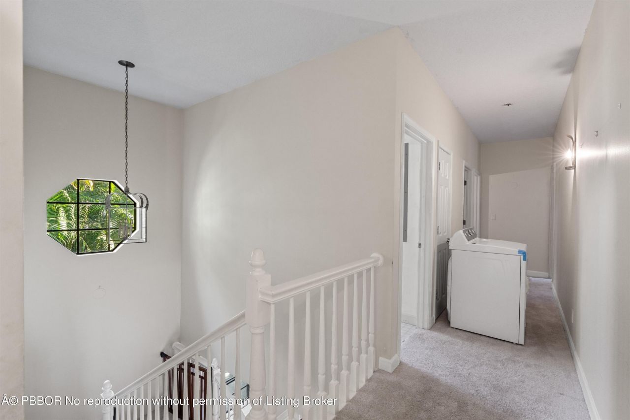 206 Queens Lane, Palm Beach, FL 33480 Photo