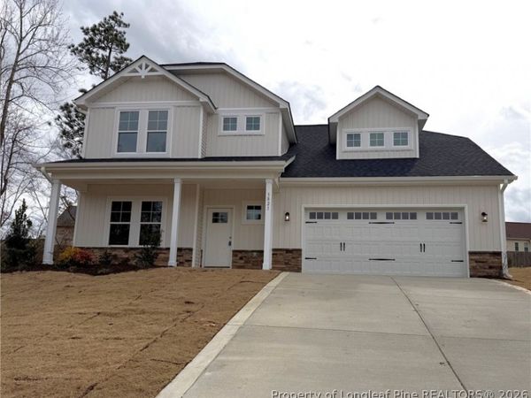 3821 Bankergate Court, Fayetteville, NC 28311