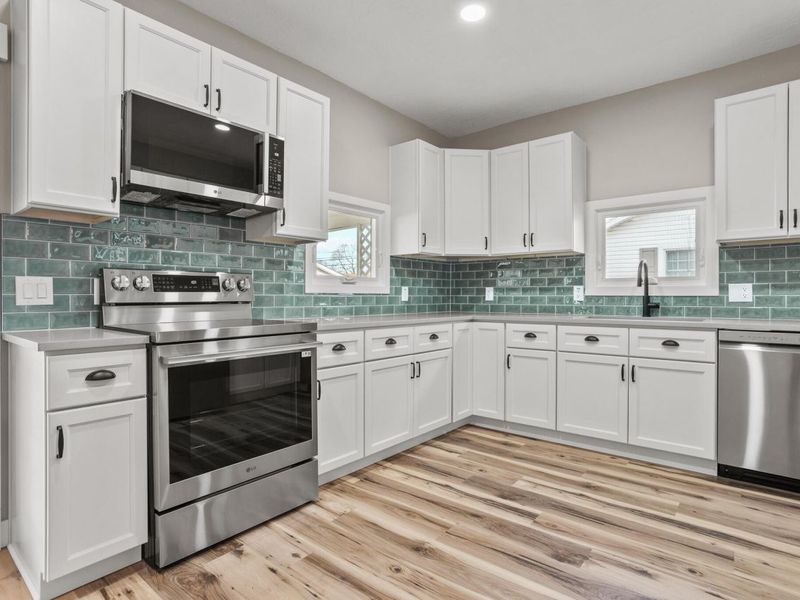 130 W Church Street, Bradford, OH 45308 Photo 14