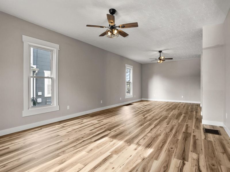 130 W Church Street, Bradford, OH 45308 Photo 7