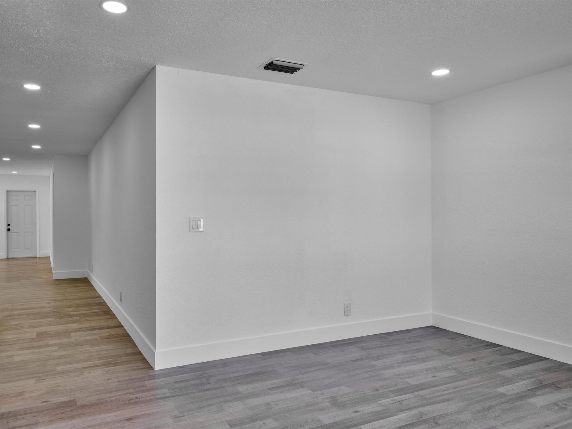 1549 W 19th Street, Riviera Beach, FL 33404 Photo