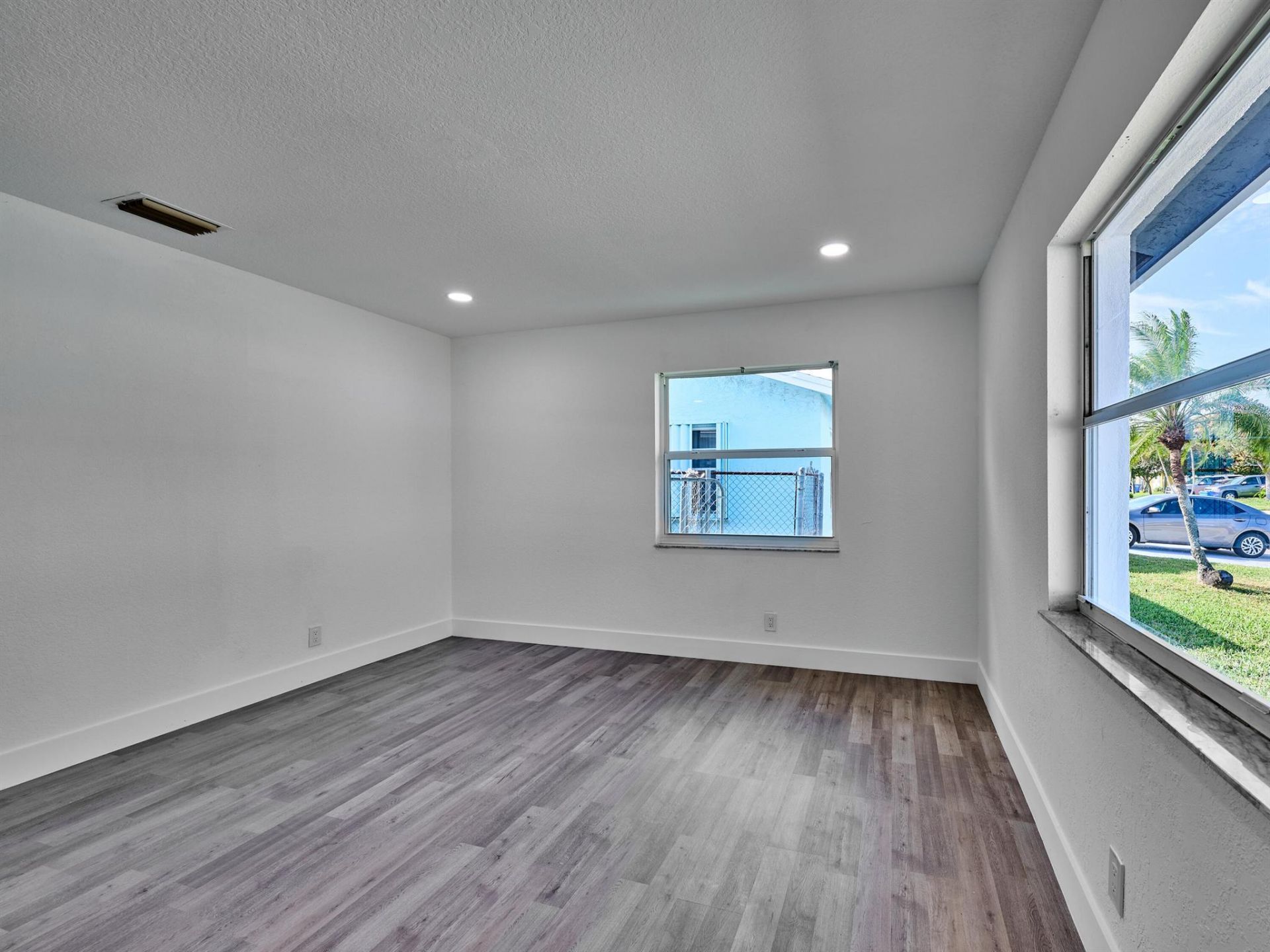 1549 W 19th Street, Riviera Beach, FL 33404 Photo