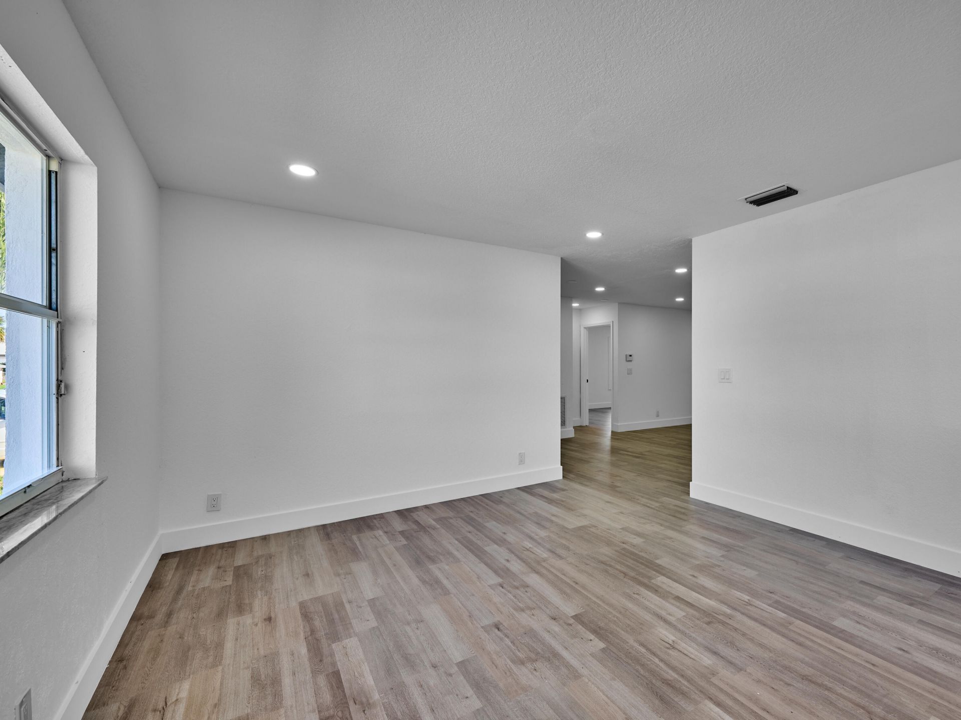 1549 W 19th Street, Riviera Beach, FL 33404 Photo