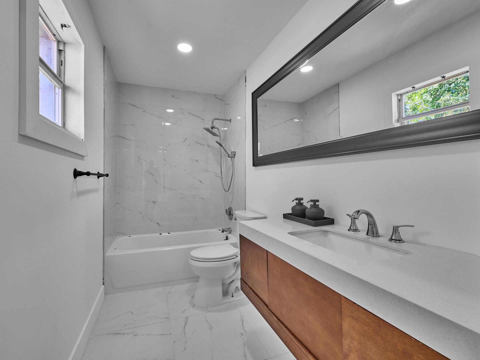 1549 W 19th Street, Riviera Beach, FL 33404 Photo