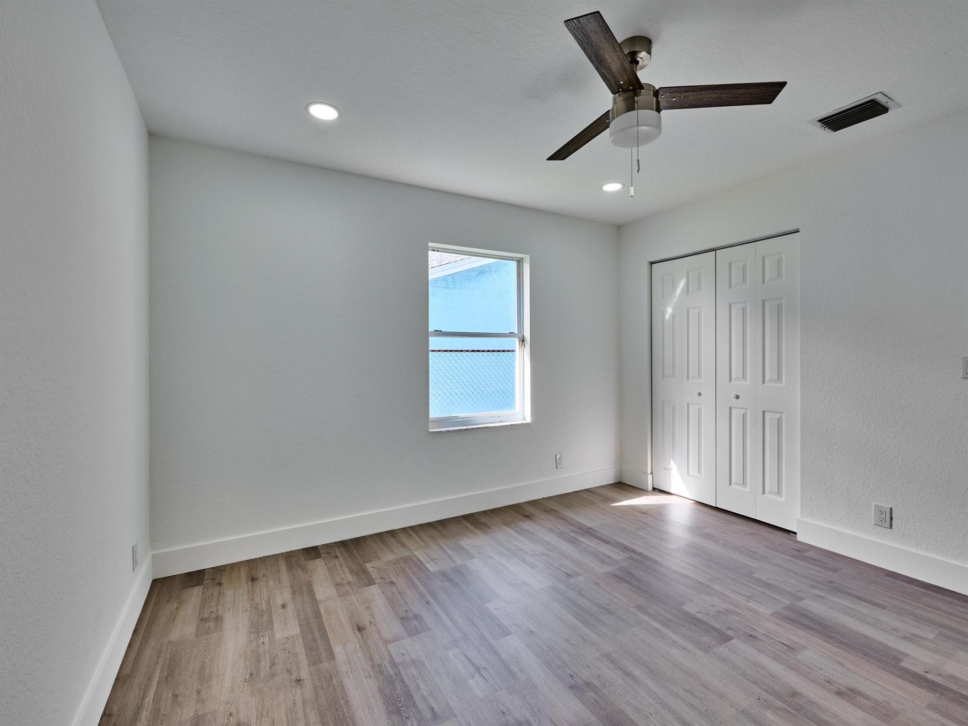 1549 W 19th Street, Riviera Beach, FL 33404 Photo