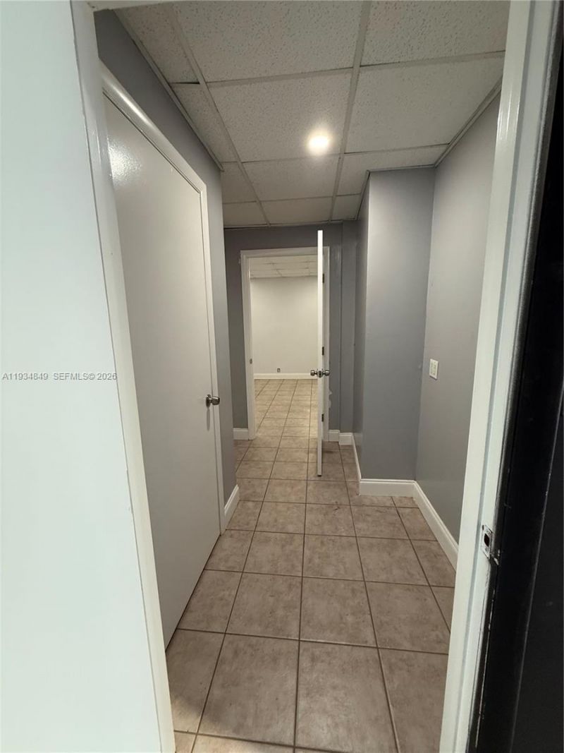 5960 SW 23rd St, West Park, FL 33023 Photo