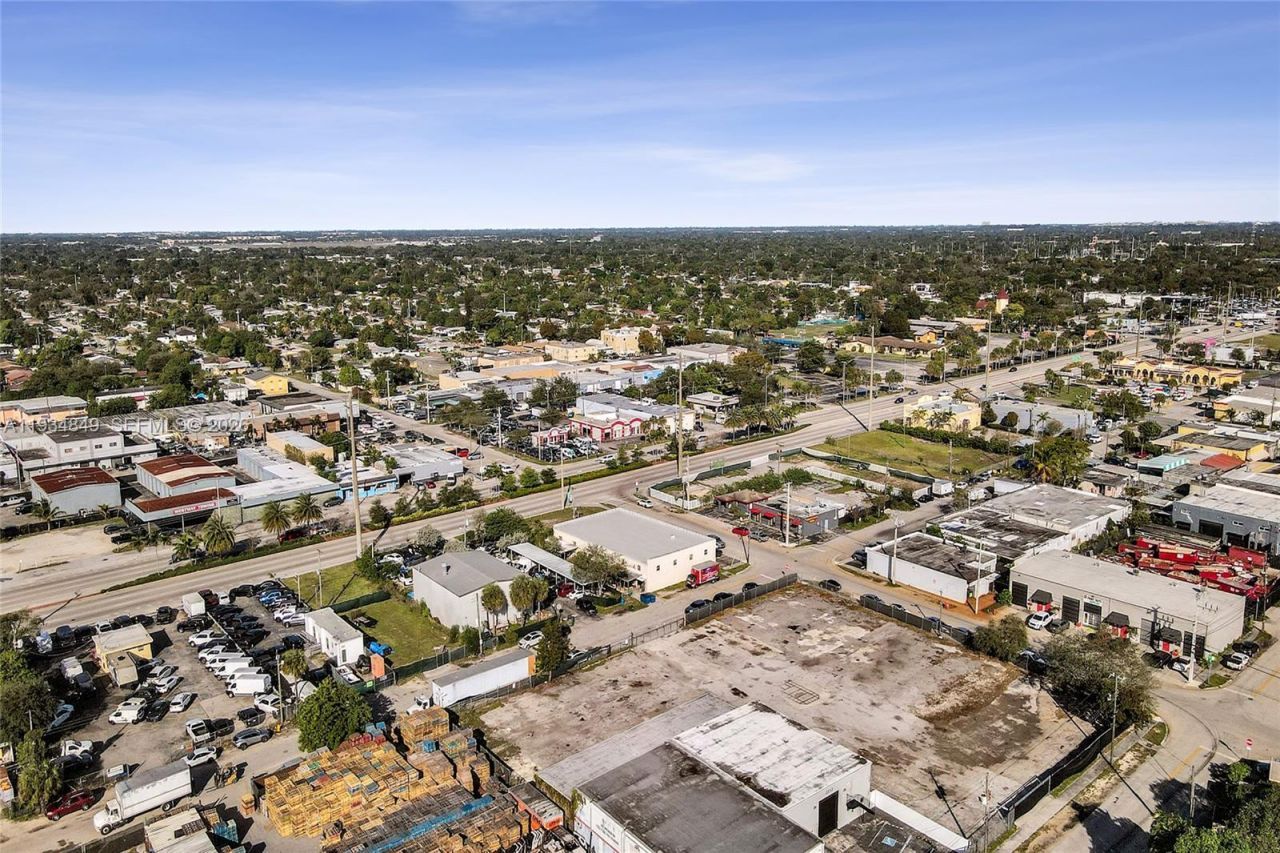 5960 SW 23rd St, West Park, FL 33023 Photo