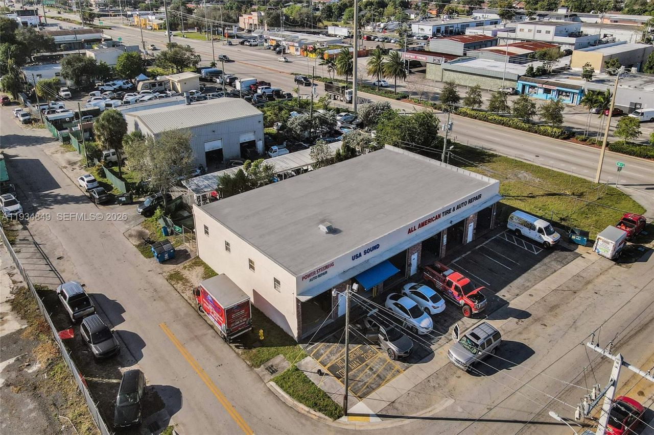 5960 SW 23rd St, West Park, FL 33023 Photo