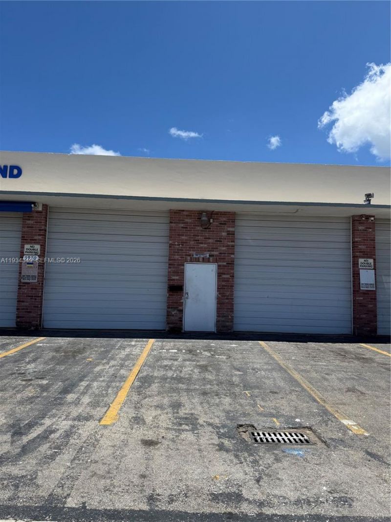 5960 SW 23rd St, West Park, FL 33023 Photo