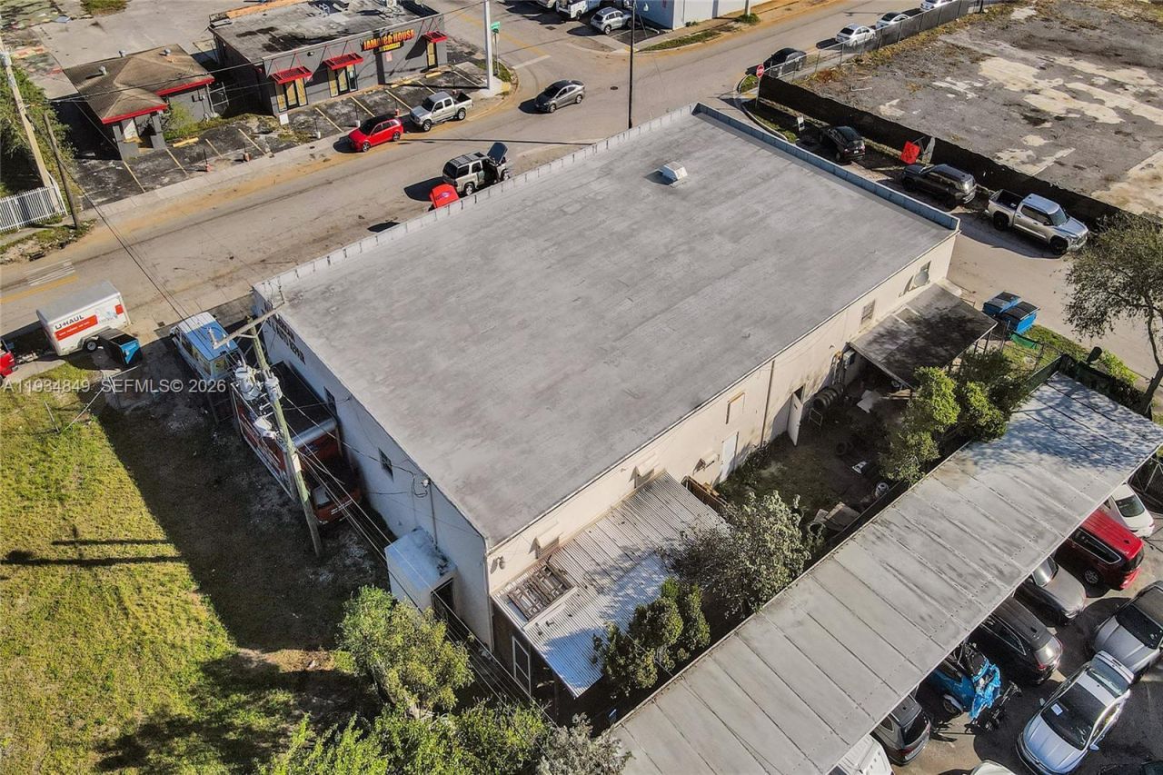 5960 SW 23rd St, West Park, FL 33023 Photo