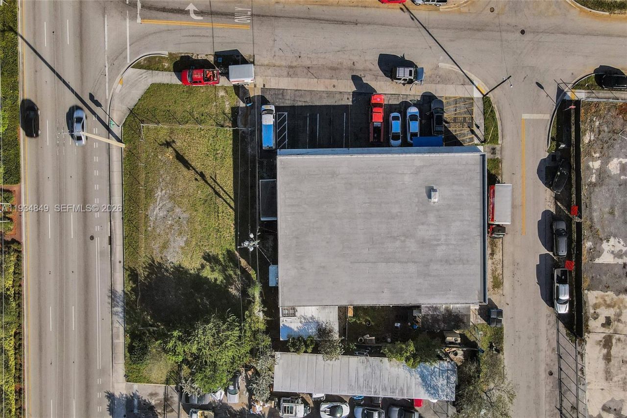 5960 SW 23rd St, West Park, FL 33023 Photo