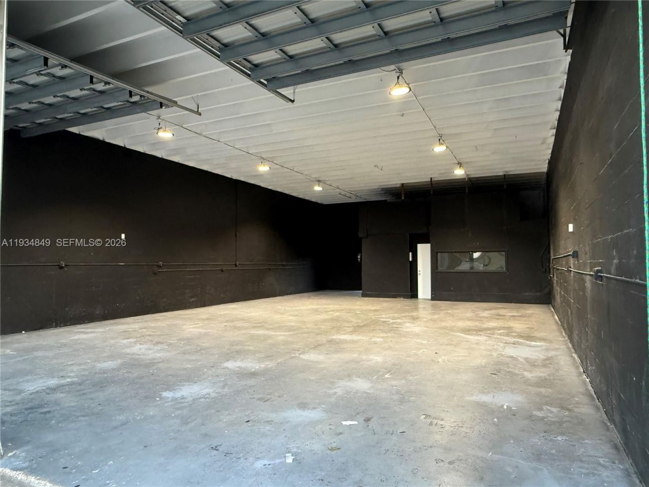 5960 SW 23rd St, West Park, FL 33023 Photo