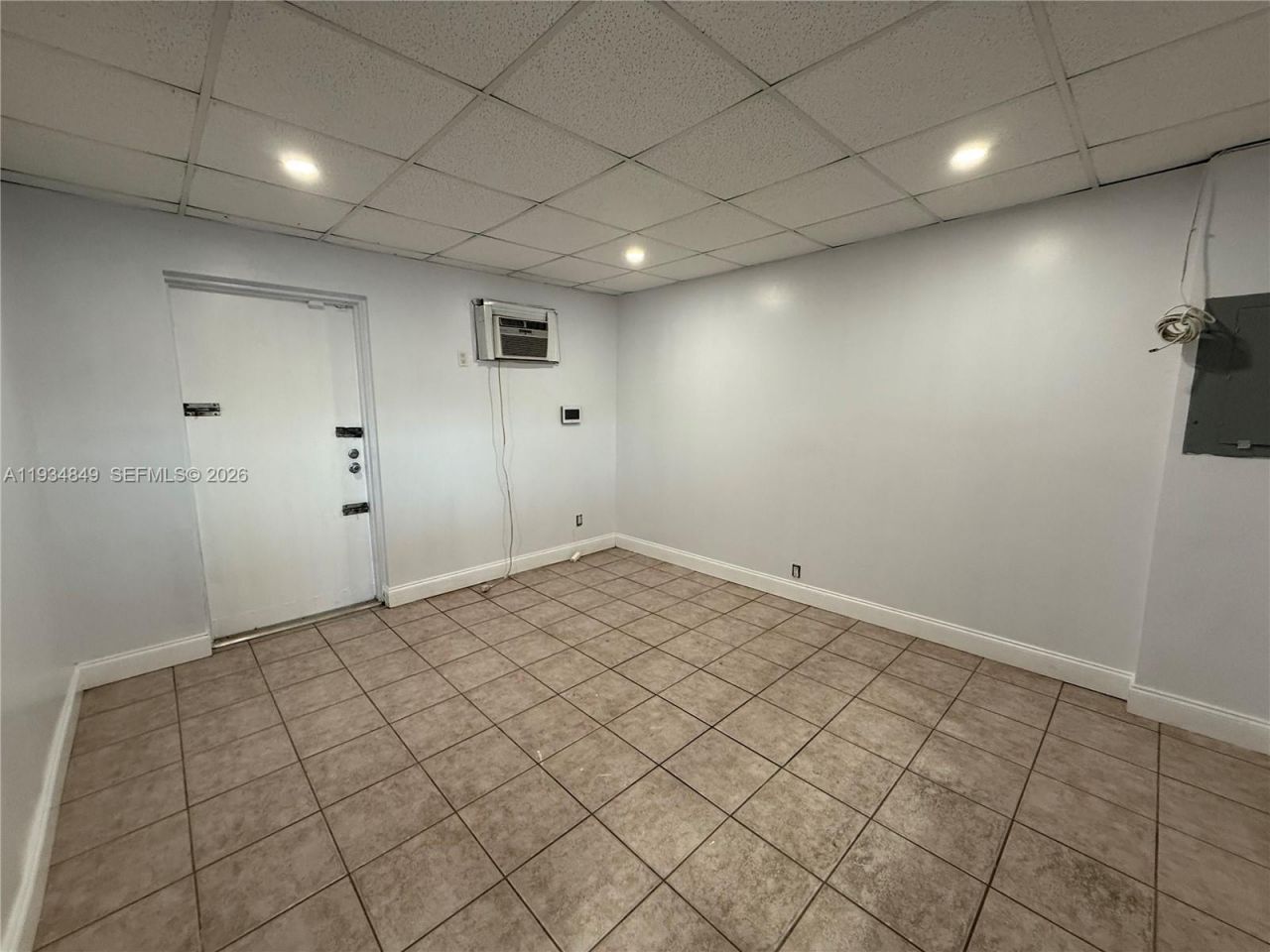 5960 SW 23rd St, West Park, FL 33023 Photo