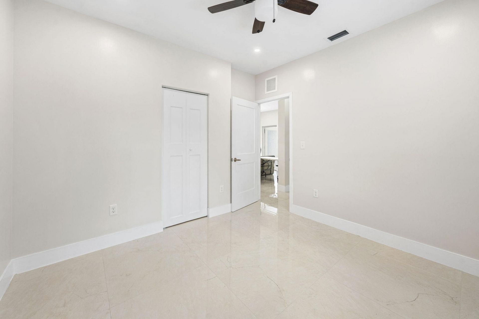 141 NW 12th Street, Fort Lauderdale, FL 33060 Photo