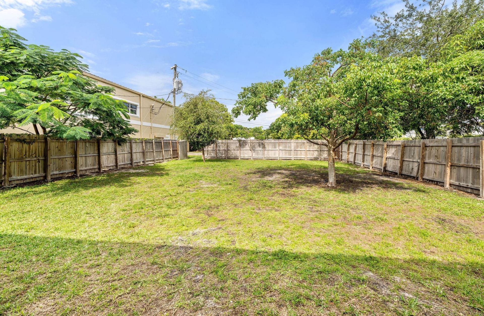 141 NW 12th Street, Fort Lauderdale, FL 33060 Photo