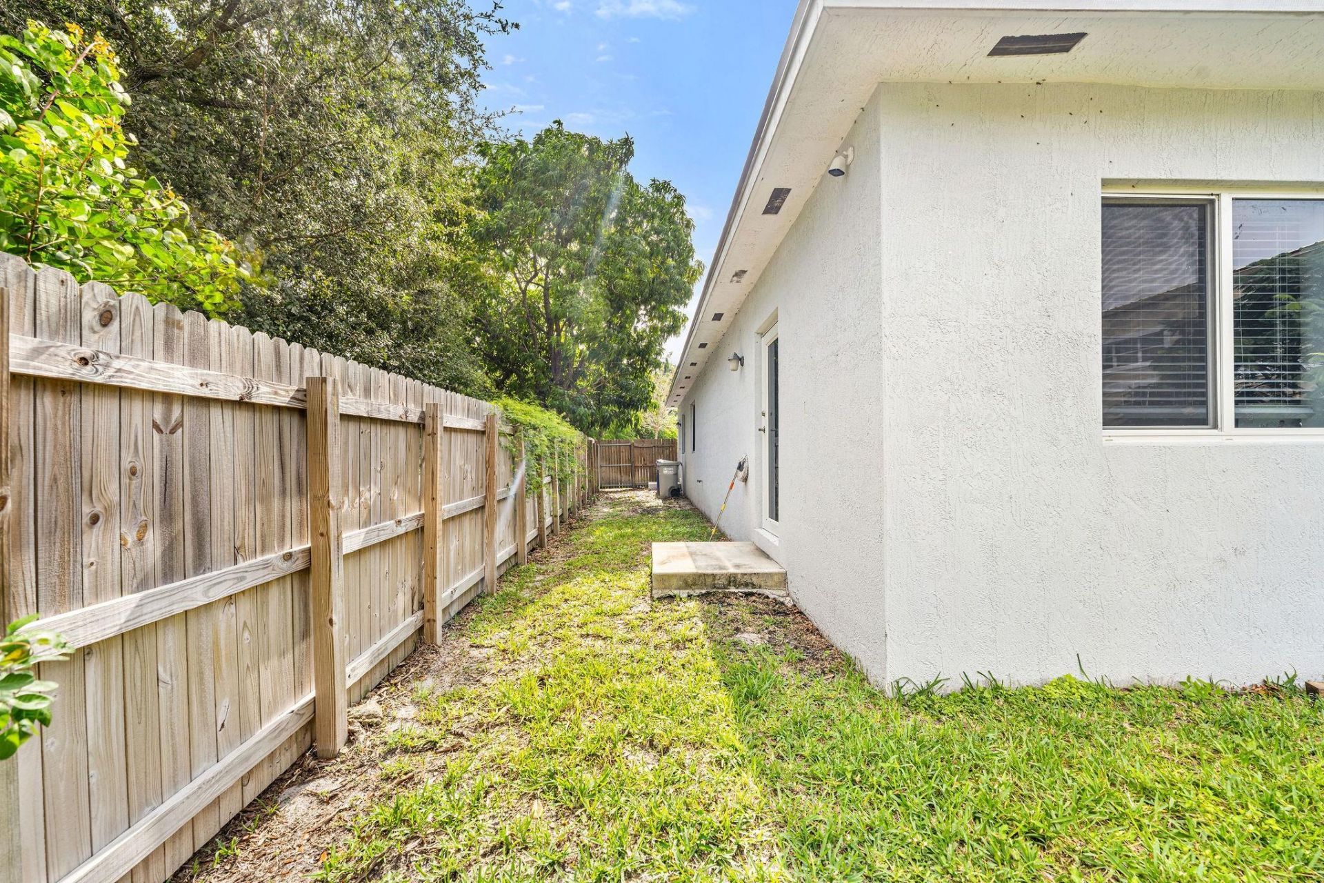 141 NW 12th Street, Fort Lauderdale, FL 33060 Photo