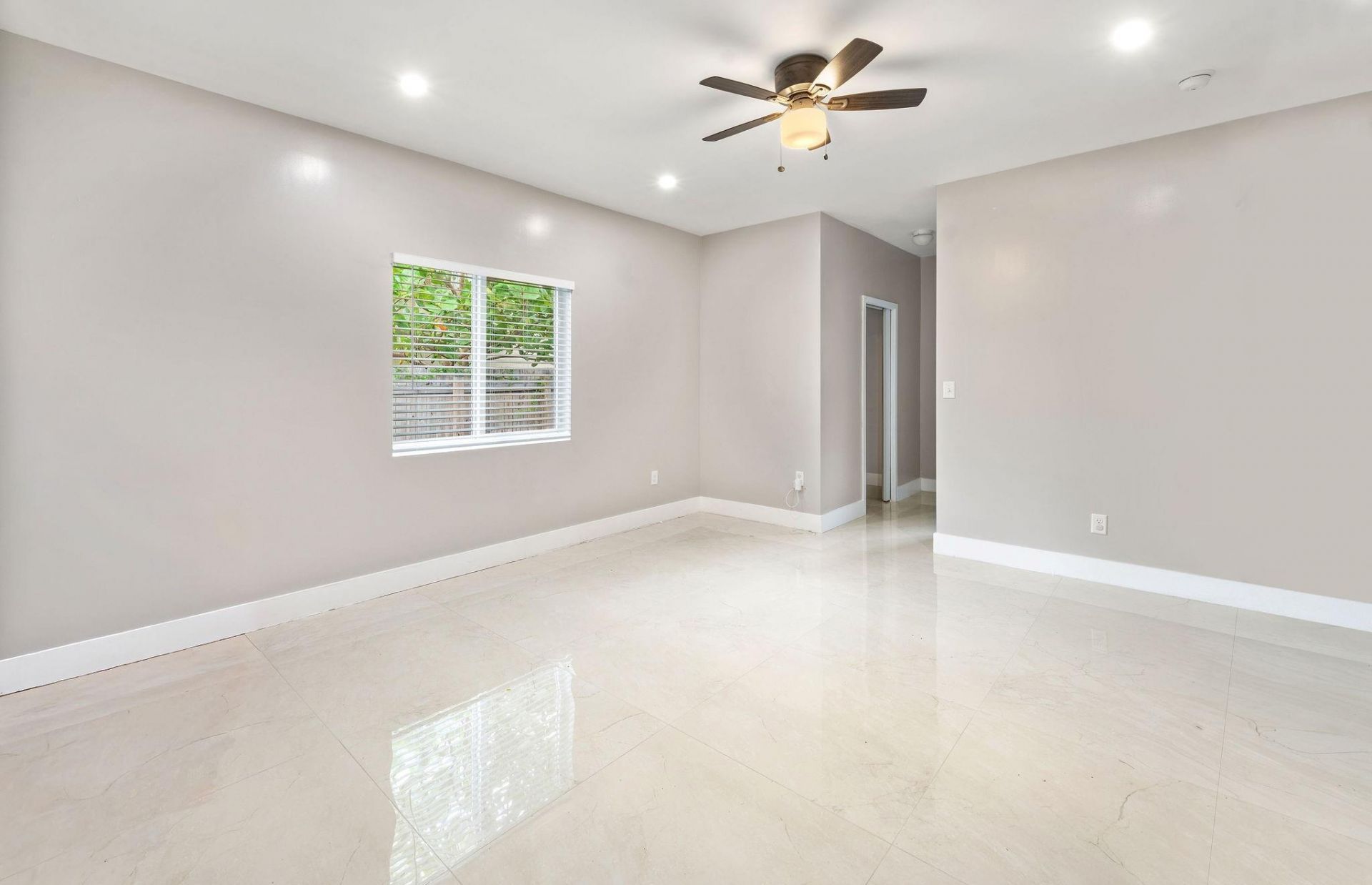 141 NW 12th Street, Fort Lauderdale, FL 33060 Photo