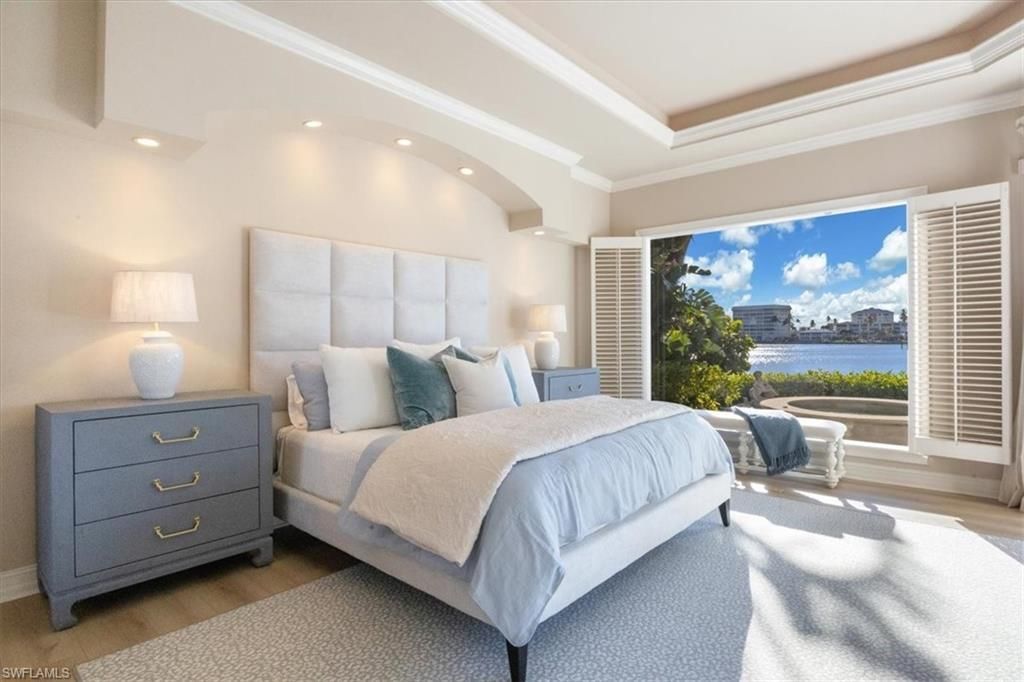 2825 Leeward Ln, Naples, FL 34103 Photo