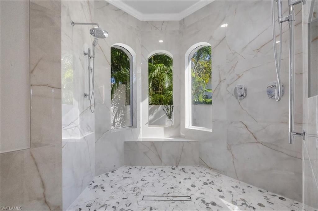 2825 Leeward Ln, Naples, FL 34103 Photo