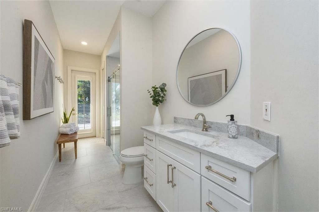 2825 Leeward Ln, Naples, FL 34103 Photo