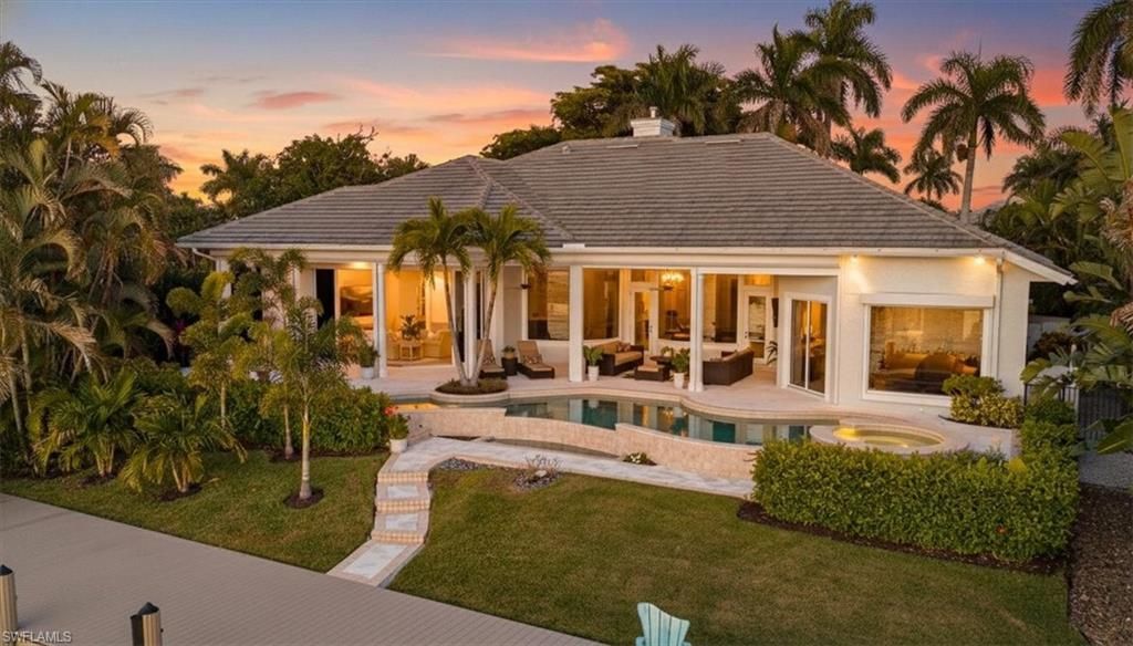 2825 Leeward Ln, Naples, FL 34103 Photo