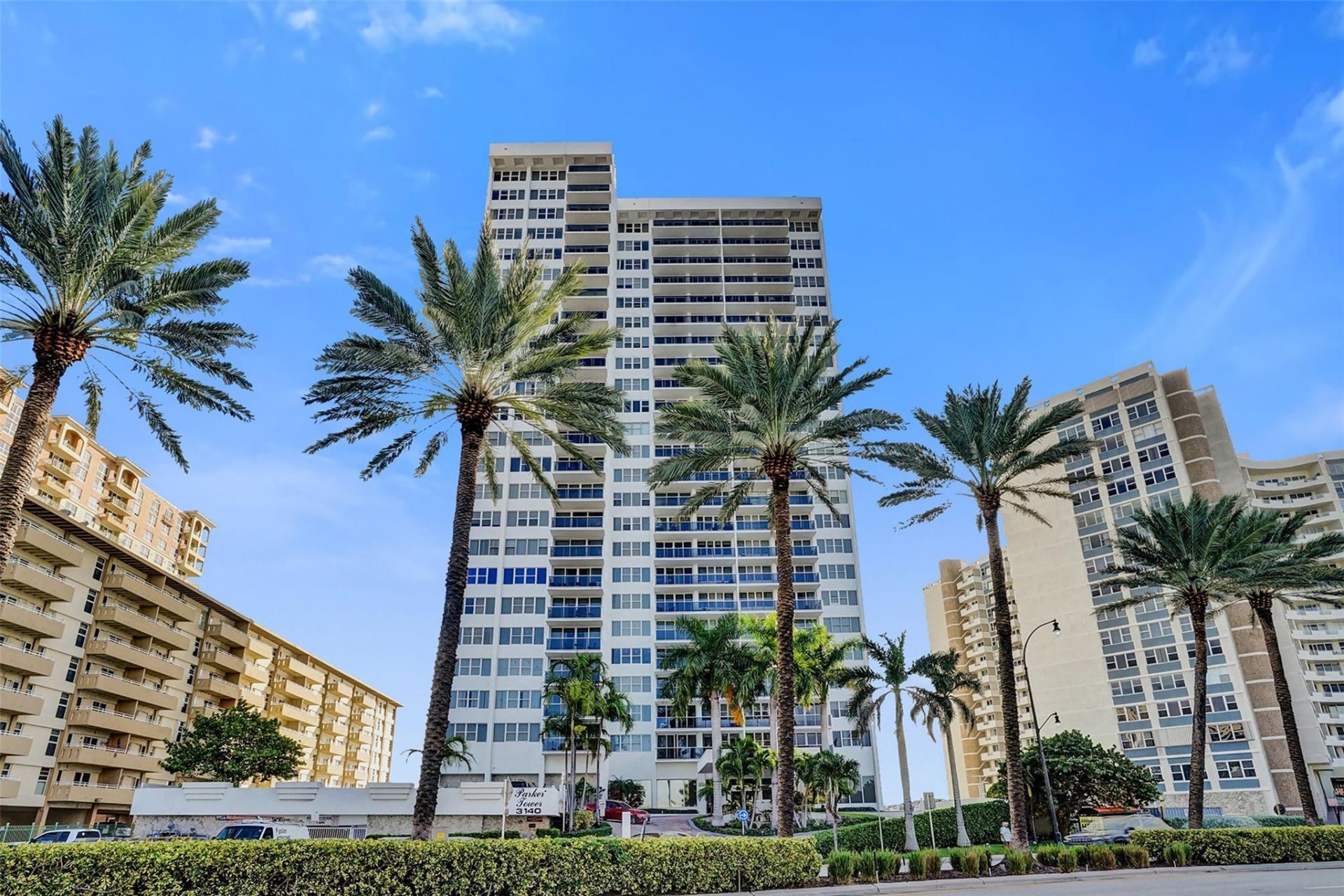 3140 S Ocean Drive, Unit 2206, Hallandale Beach, FL 33009 Photo