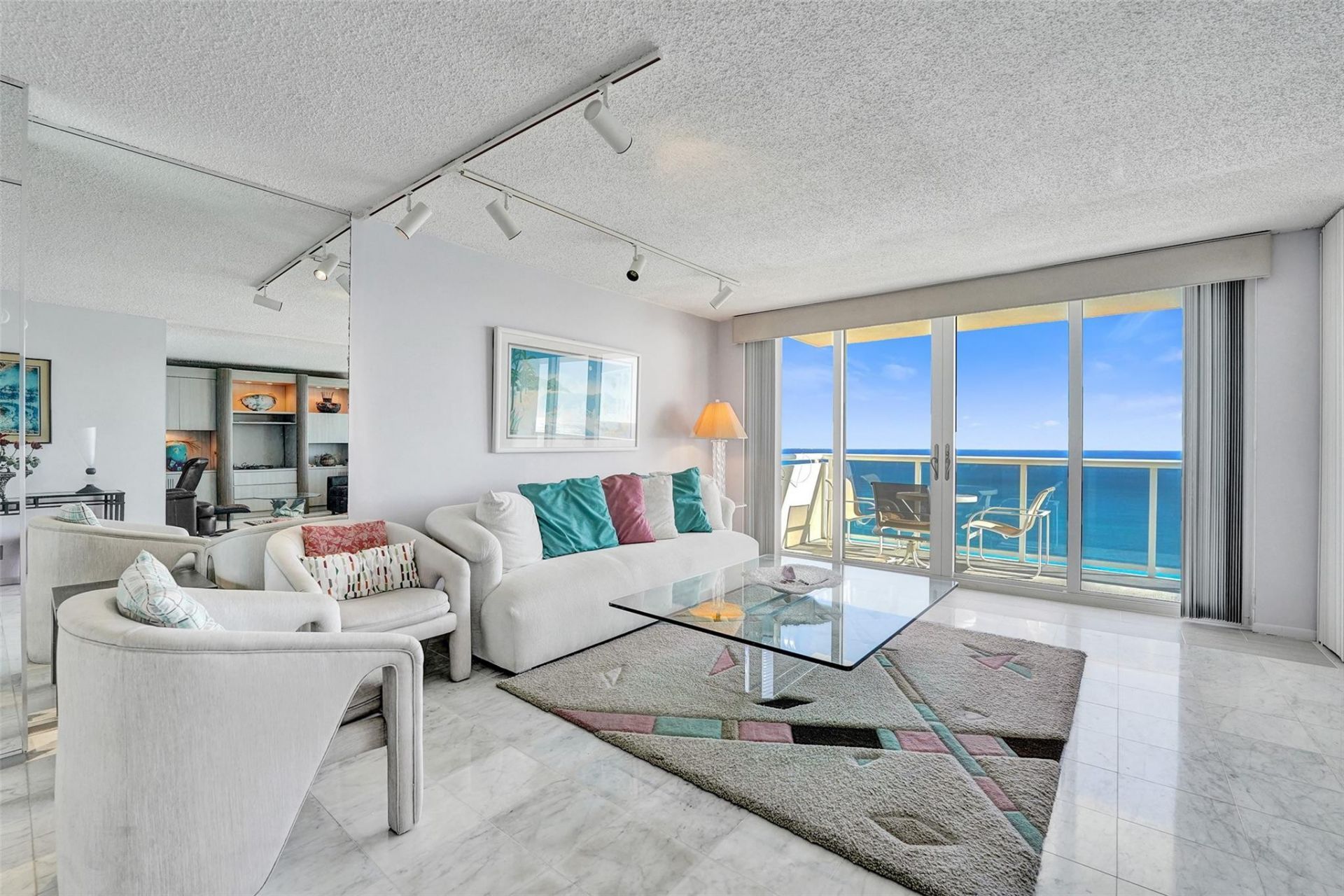 3140 S Ocean Drive, Unit 2206, Hallandale Beach, FL 33009 Photo