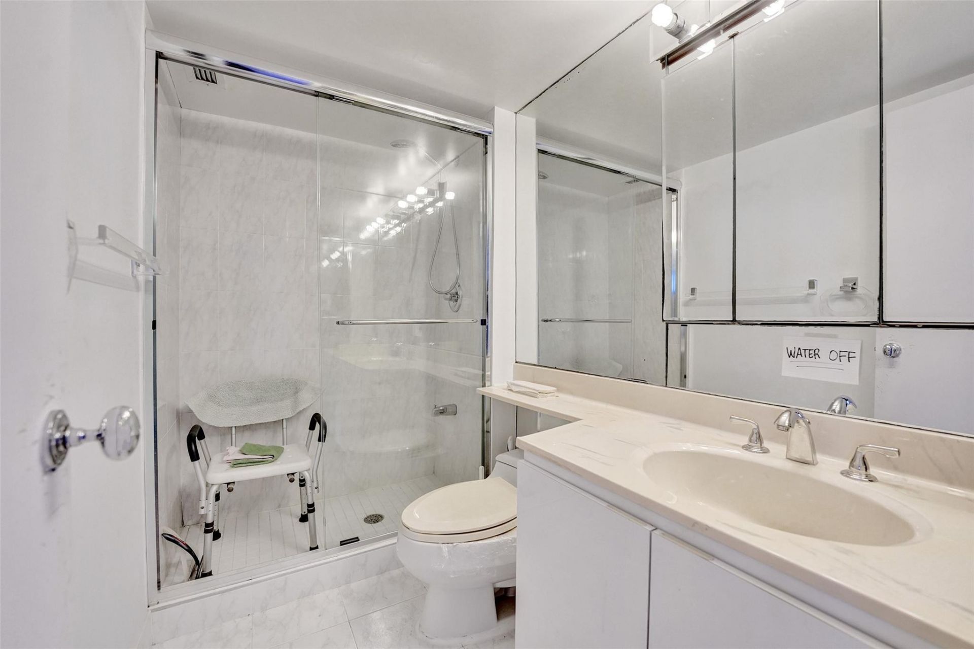 3140 S Ocean Drive, Unit 2206, Hallandale Beach, FL 33009 Photo