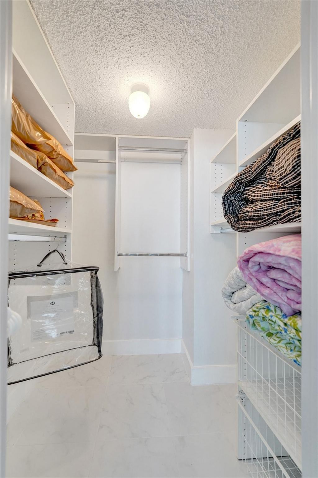 3140 S Ocean Drive, Unit 2206, Hallandale Beach, FL 33009 Photo