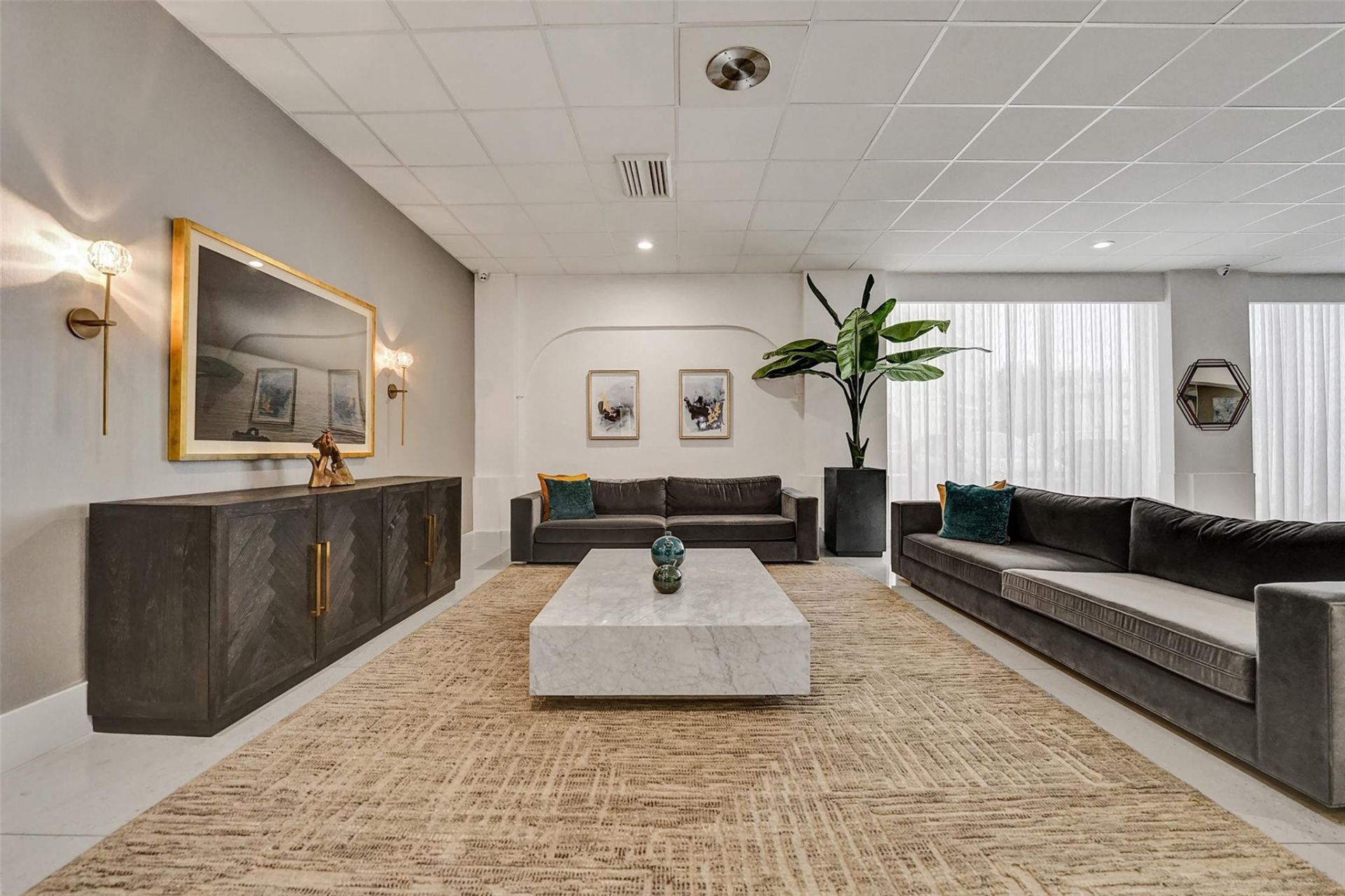 3140 S Ocean Drive, Unit 2206, Hallandale Beach, FL 33009 Photo